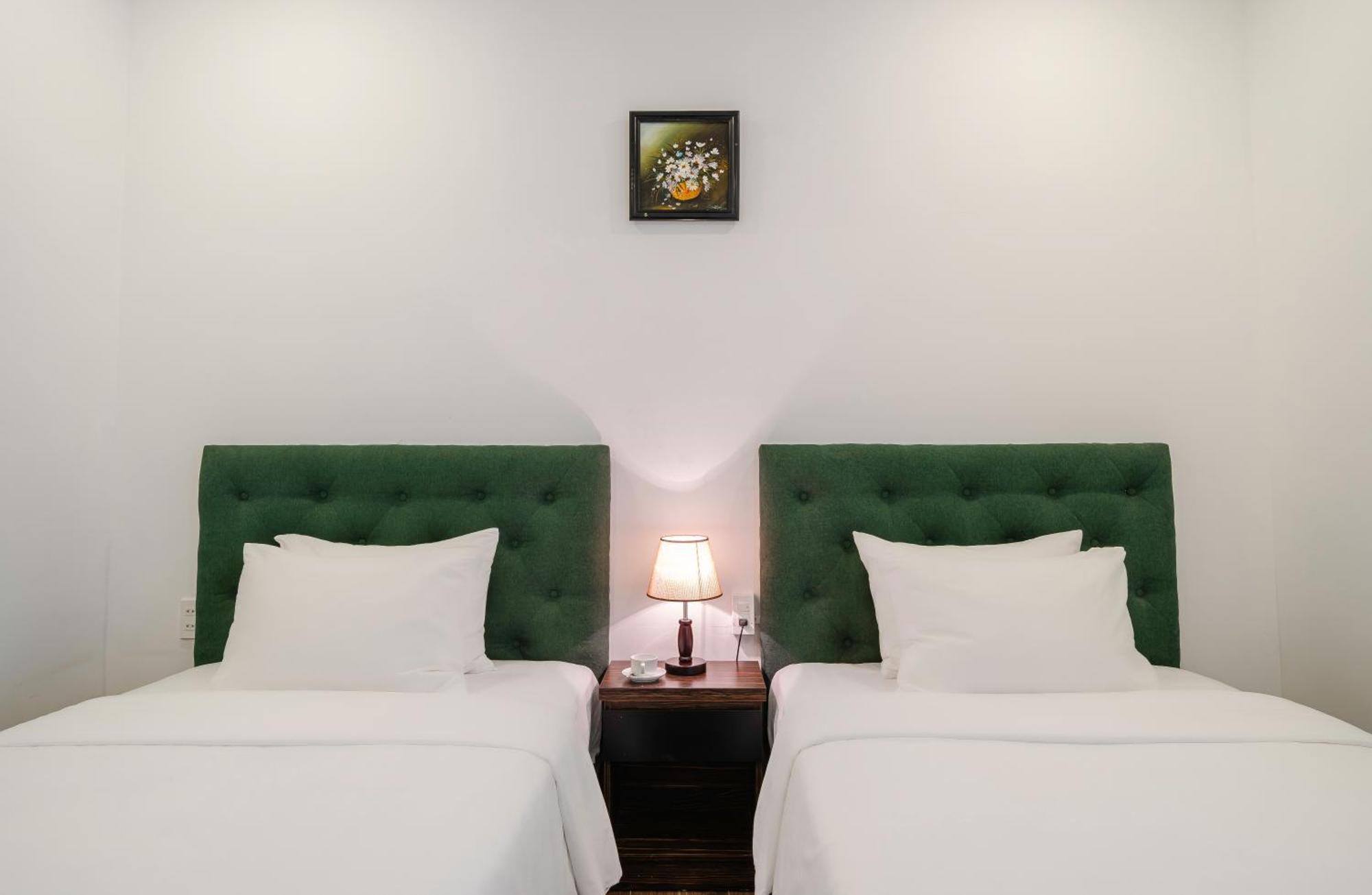 Ttr Moonstone Apart Hotel Da Lat Eksteriør billede